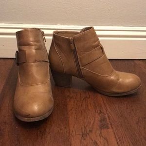 Cathy Jean booties!